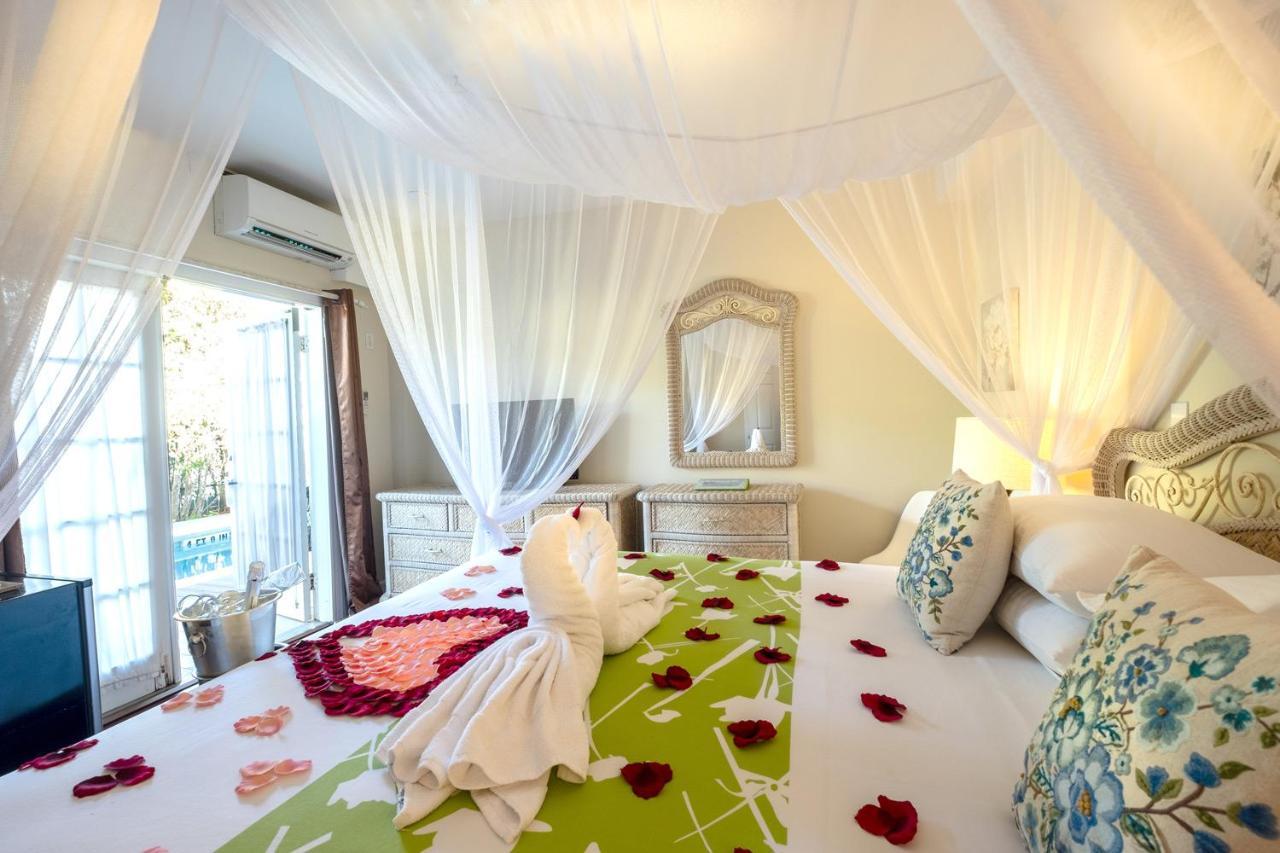 Duval Gardens Bed & Breakfast คีย์เวสต์ ภายนอก รูปภาพ
